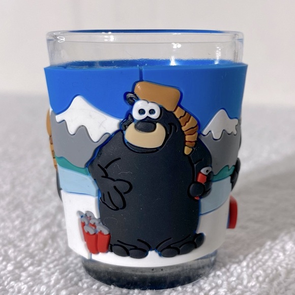 Vintage Textured Jasper Bear Souvenir Shot Glass - Picture 4 of 7